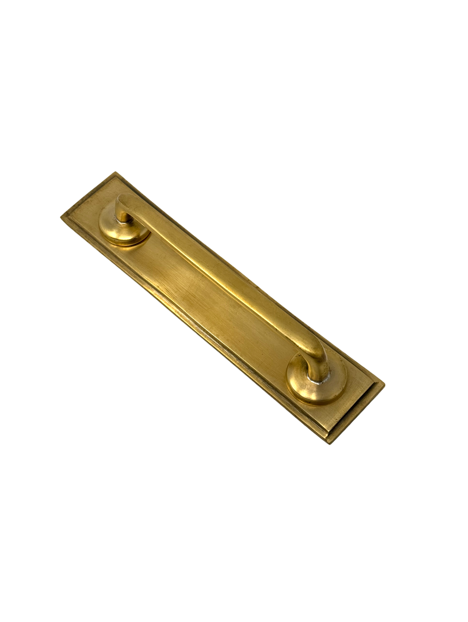 Pebble Point Cabinet Handle
