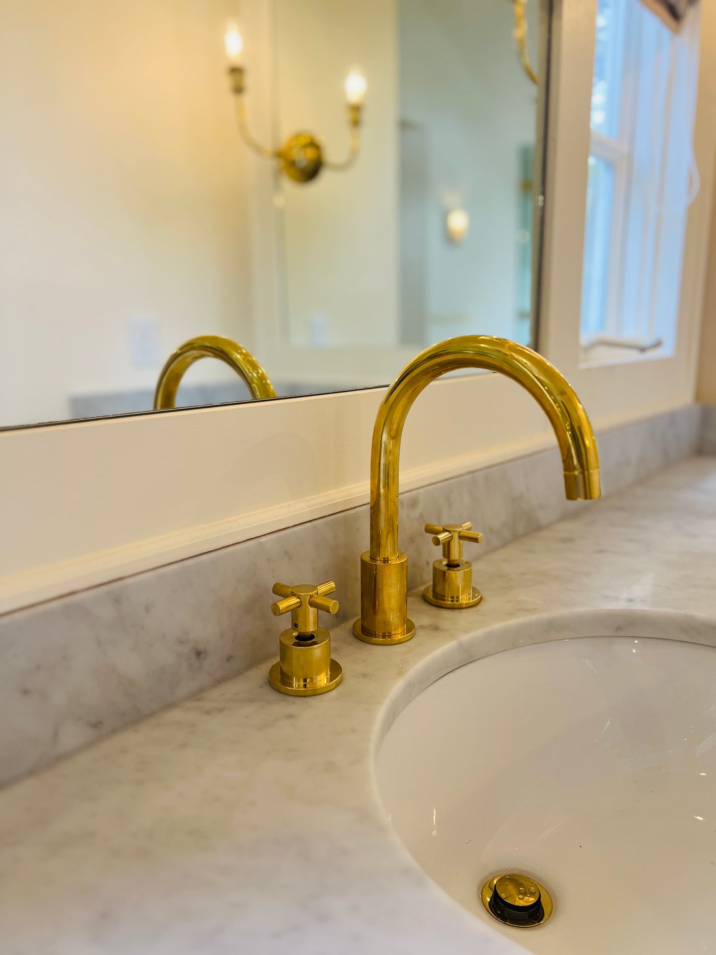 HRLBrass Gooseneck Bath Faucet